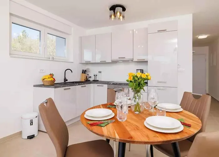 Apartament In 49873 Dramalj