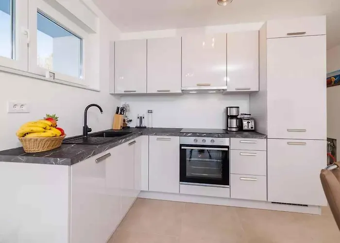 In 49873 Apartament *