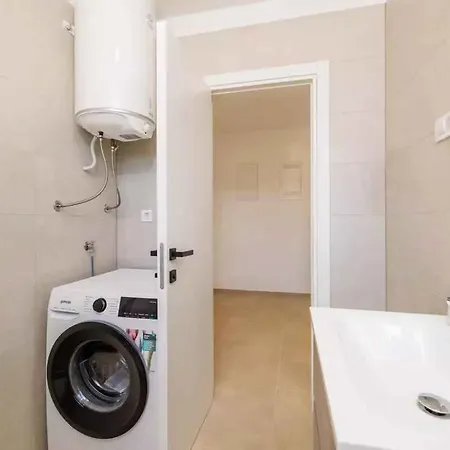 In 49873 Драмаль