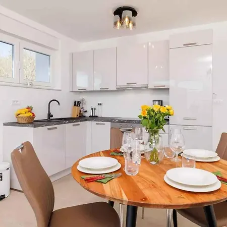 Apartmán In 49873 Dramalj