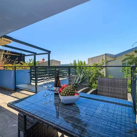 Apartamento In 49873