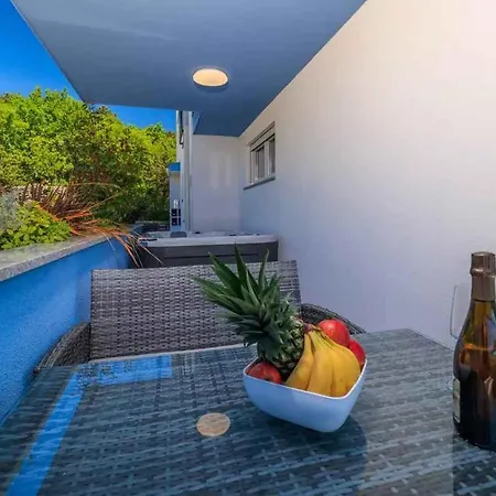 Apartamento In 49873 Dramalj